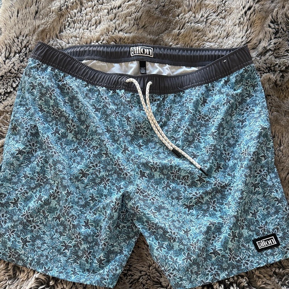Blue Floral Men's Board Shorts